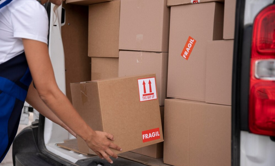 ups-vs-dhl